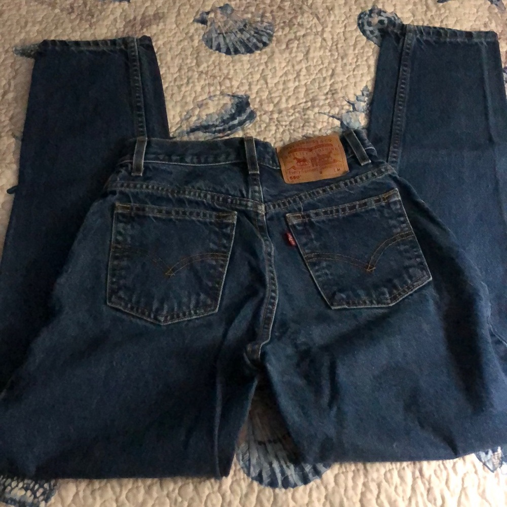 Women’s Levi’s 550 jeans size 4